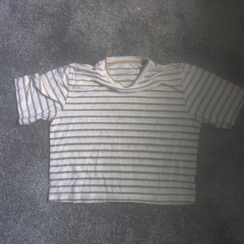 Universal Thread Boxy Crop Tee